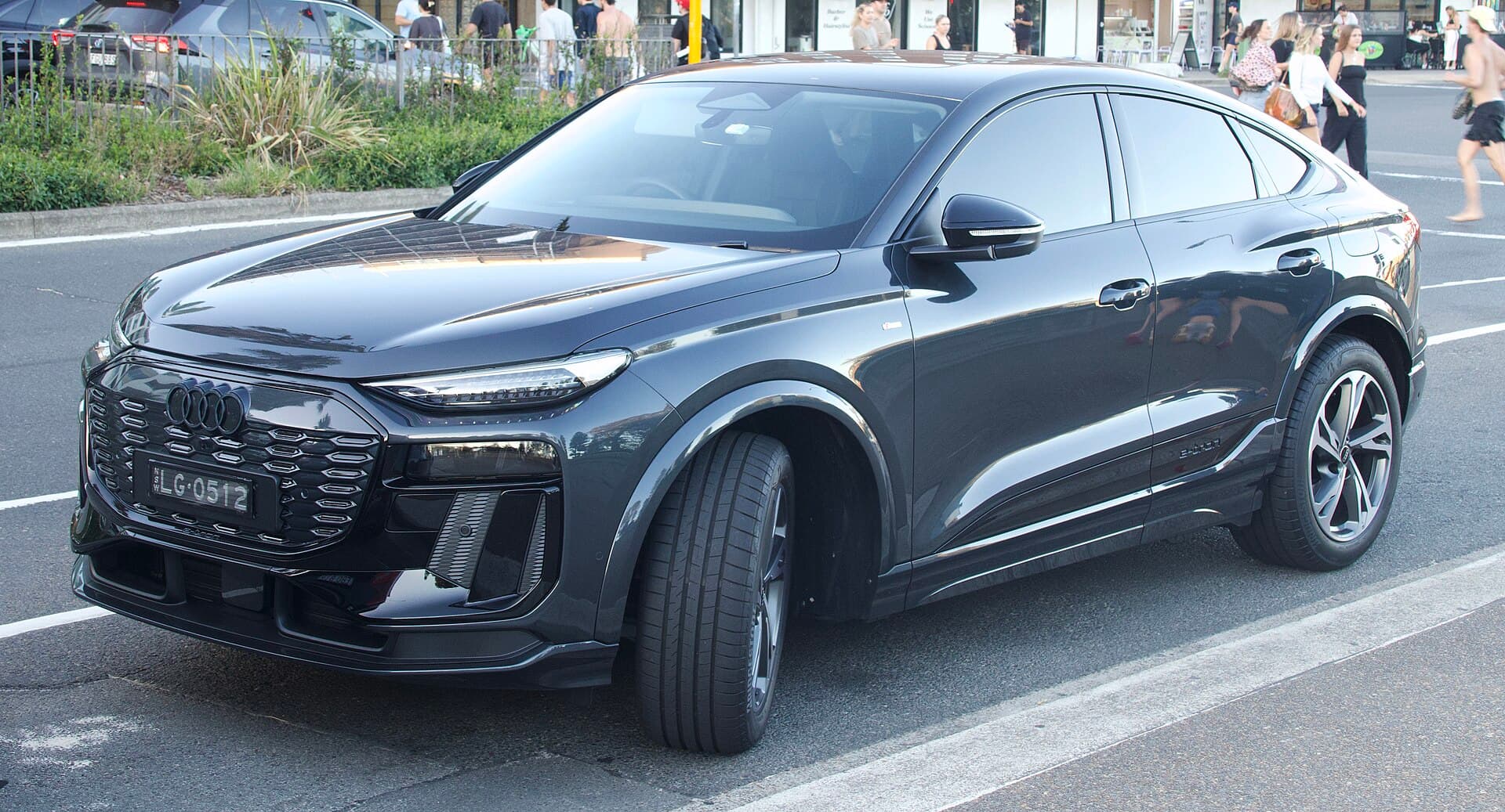 2026 Audi Q6 e-tron